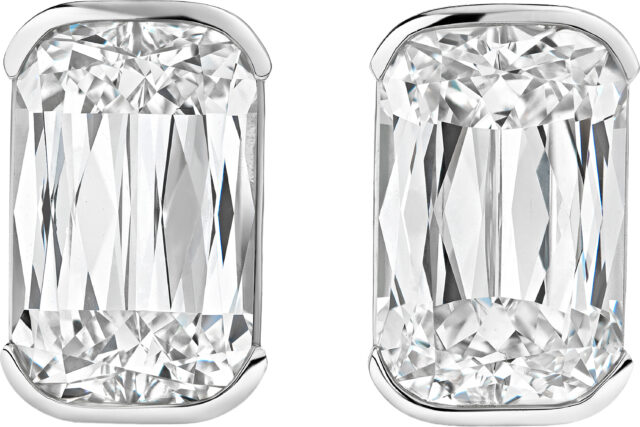 Ashoka half bezel stud earrings s1756