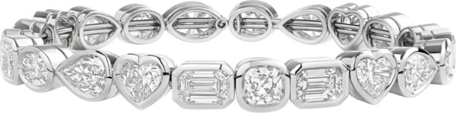 Fancy shape huggie bangle bracelet b1404