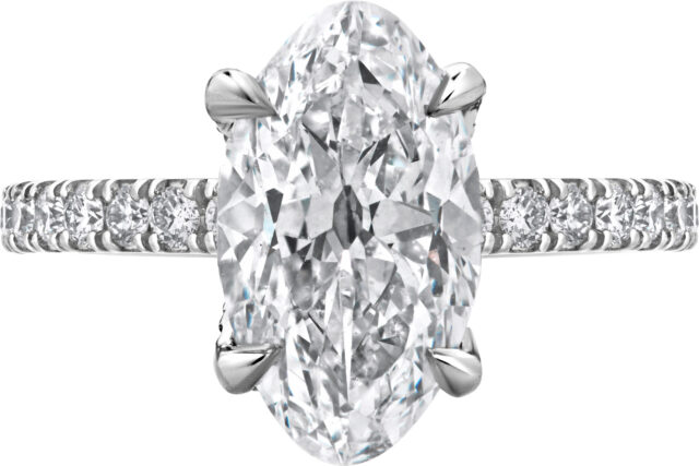 Moval pave ring r6642