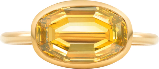 Oval bezel set ring r6641